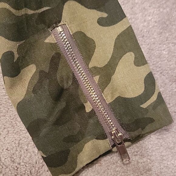 Cara Loren Camouflage Jacket with Pink Fur Collar Sz L - Picture 6 of 11